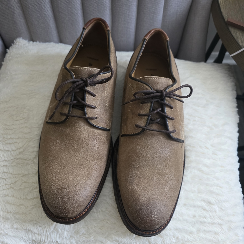 Johnston & Murphy Brown Leather Oxfords Size 10  Used Excellent Condition.